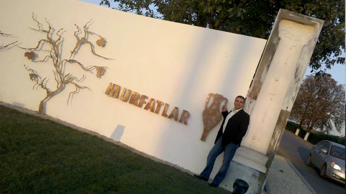 "Am încredere în vinurile româneşti"   interviu cu Răzvan MACICI jpeg