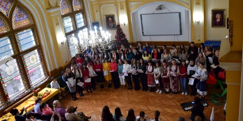 elevi carmen sylva jpg