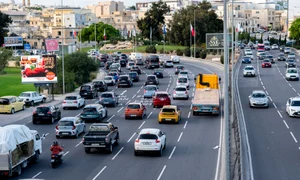 trafic malta shutterstock jpg