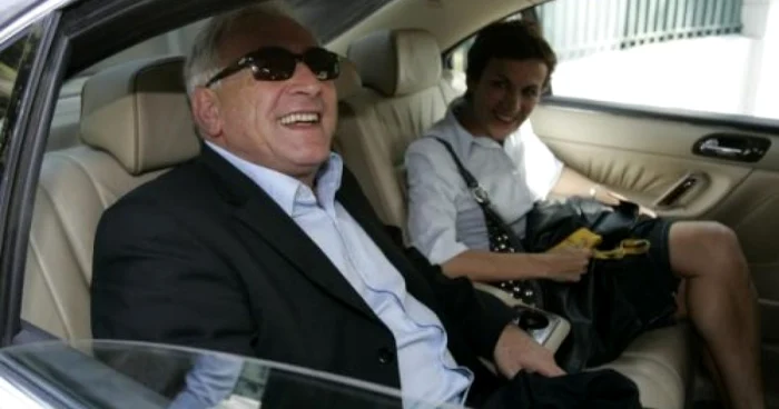 Strass-Kahn recunoaşte că a vrut să o îmbăţişeze pe Tristane Banon