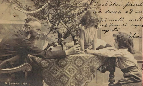 „Sărbătorile de iarnă în felicitările de ieri și azi”, expoziție la Muzeul Național al Unirii