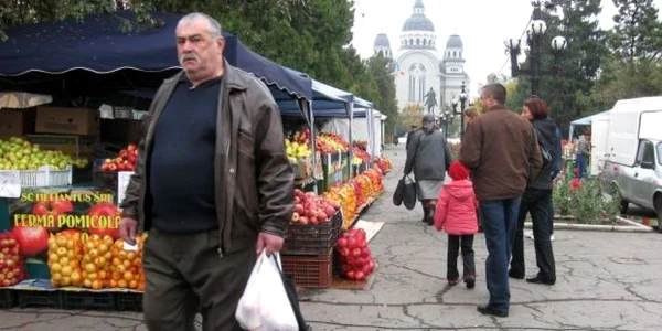 Începe vitaminizarea populației cu mere de Mureș
