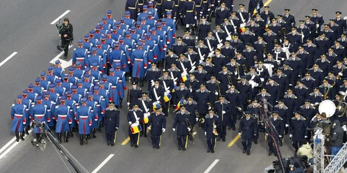 Parada militară din Capitală FOTO David Muntean