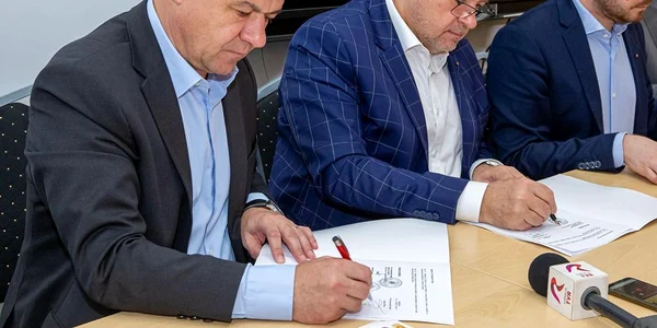 contract finantare jpeg