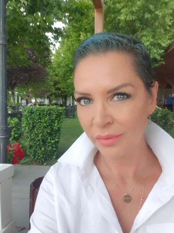Eugenia continuă tratementele, dar spune că se simte bine