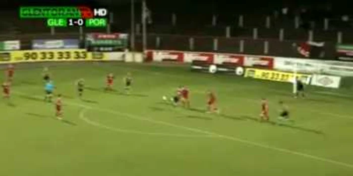 Momentul în care Burrows reia incredibil spre poartă