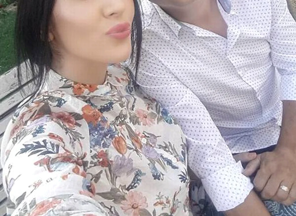 
    După un trecut scandalos, tânăra s-a cuminţit şi s-a măritatfoto: arhiva personală  