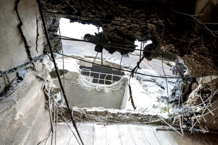 Blocul afectat de dronă din Galați Foto: ISU
