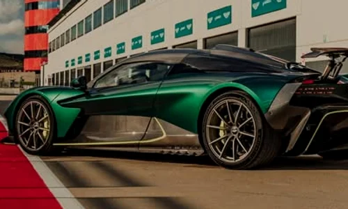 Aston Martin FB Aston Martin jpg