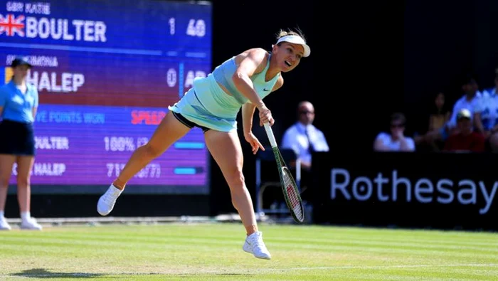 Simona Halep e la două victorii de trofeul de la Birmingham (FOTO: Guliver/ Gettyimages)