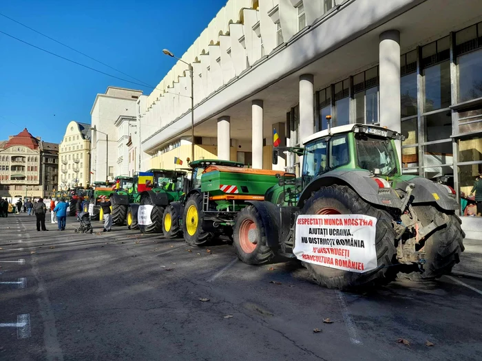 O nouă zi de proteste al agricultorilor în centrul Timișoarei FOTO Ștefan Both