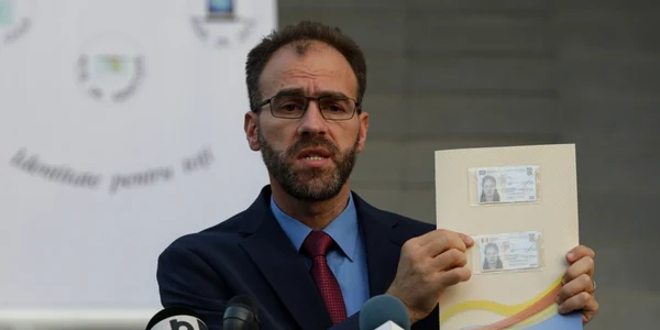 ci electronica carte identitate electronica Conferinţă de presă pe tema Cărţii Electronice de Identitate susţinută de directorul DEPABD (Direcţia pentru Evidenţa Persoanelor şi Administrarea Bazelor de Date a MAI) in Bucuresti 4 august 2021 FOTO Inqu