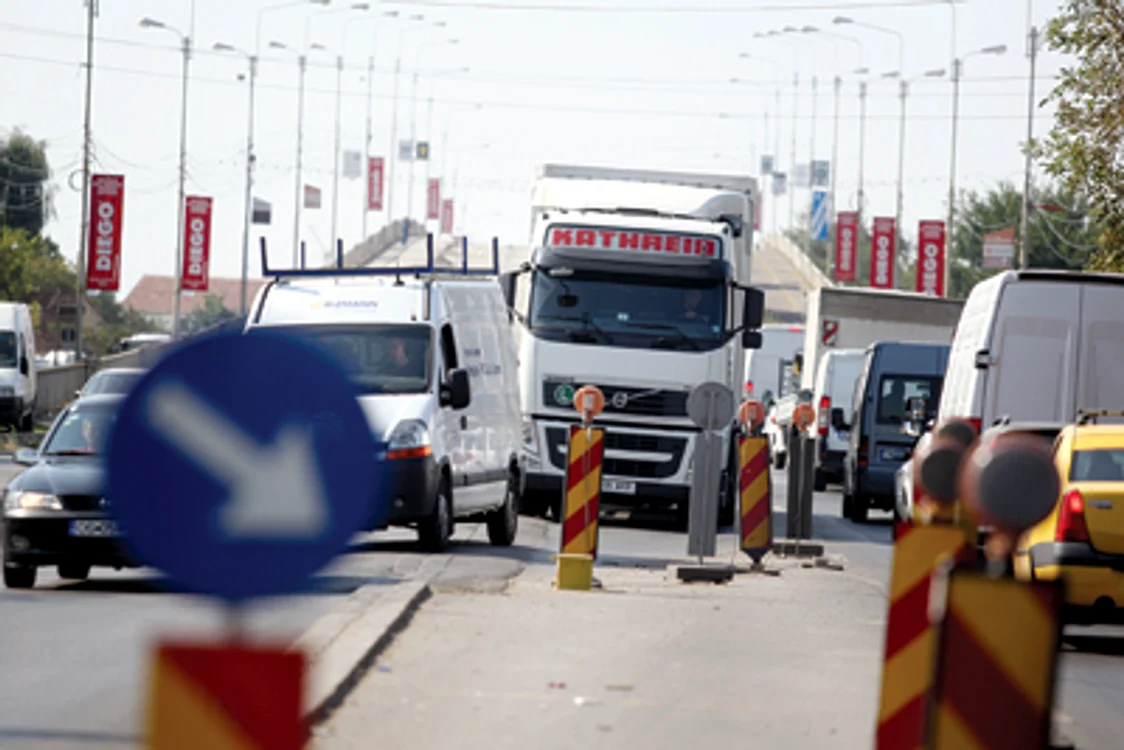 Timişoara: REGIUNEA PE SCURT / Sfaturi utile pentru probleme de trafic