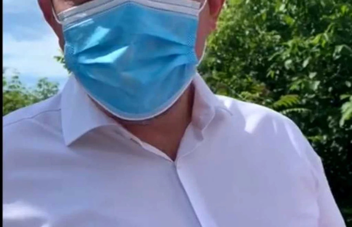 Directorul STB, Alexandru-Hazem Kansou, a venit la conferinţa la care Nicuşor Dan şi Aurelian Bădulescu s-au îmbrâncit