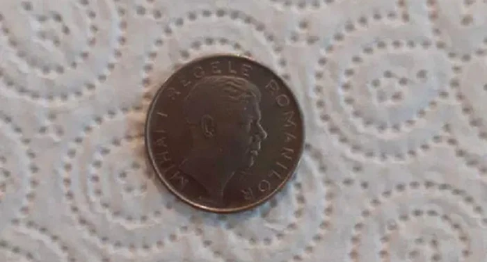 Moneda vândută pe OLX / foto: OLX