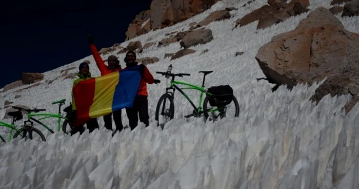 Românii au avut steagul ţării cu ei