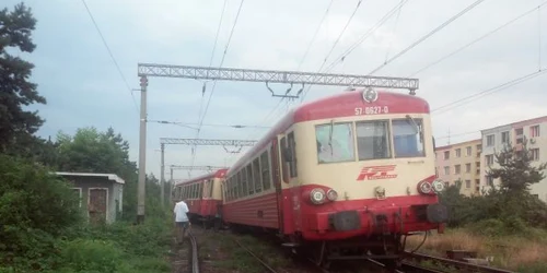 brasov tren deraiat