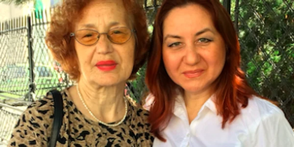 Leila Kerim Wilson cu mama - a scris amintiri din copilărie sub forma unor reţete culinare tătăreşti Foto Sînziana Ionescu