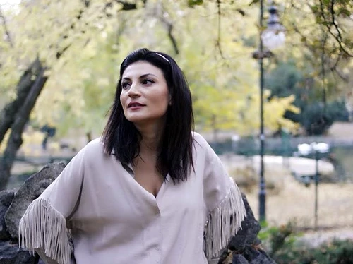 1 ioanaginghina1 jpg jpeg