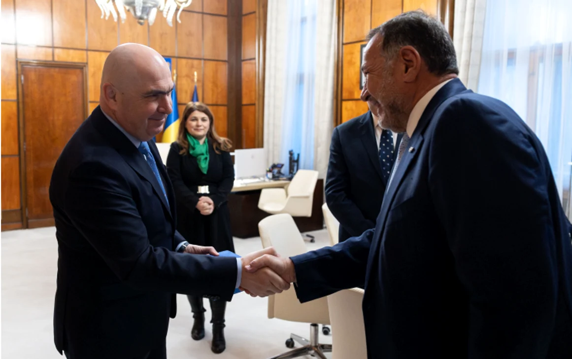 Întrevederea premierului Ilie Bolojan cu Spyros Capralos FOTO: Guvenul României