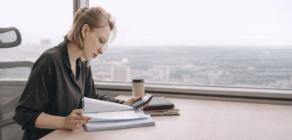 Când o persoană apropiată are nevoie de sprijin: Tot ce trebuie să știi despre obținerea pensiei de handicap pentru o persoană apropiată