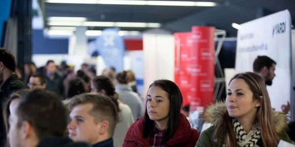 targ de joburi foto targul de cariera cluj