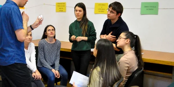 future studenti profesori. foto madalina hodorog