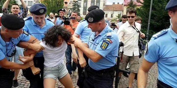 tanara agresata de jandarmi cluj foto stiridecluj.ro