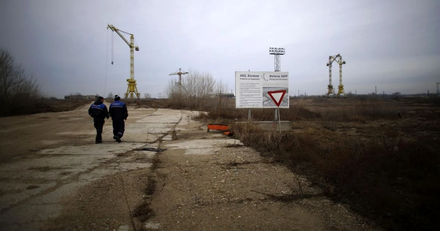 Lucrările la centrala nucleară de la Belene sunt îngheţate