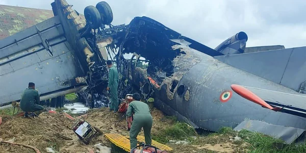 Avion prăbușit în India FOTO X / @SoftWarNews