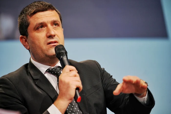 Radu Miruţă, despre alertele aeriene privind dronele ruseşti. FOTO: Facebook/Radu Miruţă