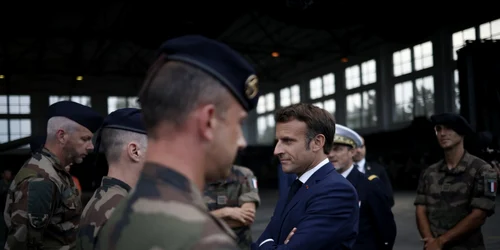 Emmanuel Macron la baza Mihail Kogălniceanu - 14 iun 2022 / FOTO EPA-EFE