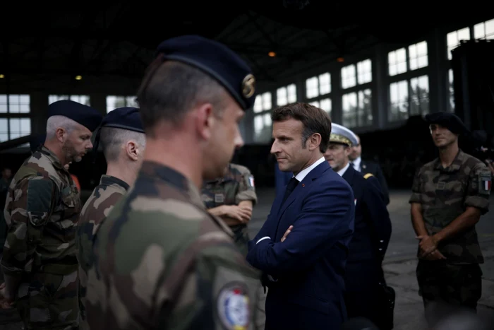 Emmanuel Macron la baza Mihail Kogălniceanu - 14 iun 2022 / FOTO EPA-EFE