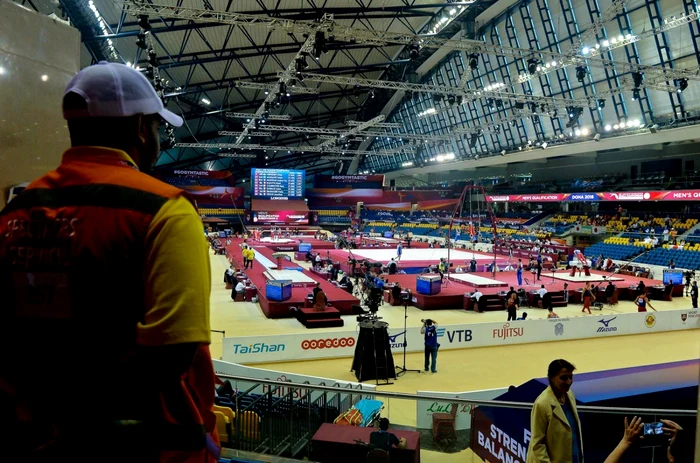 Sala Aspire Academy Dome din Doha unde are loc Campionatul Mondial de Gimnastică (26 oct. 2018) FOTO EPA-EFE