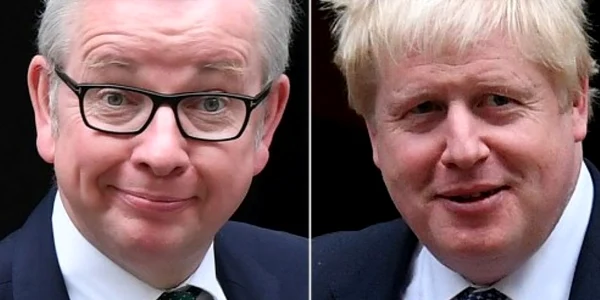 Michael Gove si Boris Johnson FOTO AFP