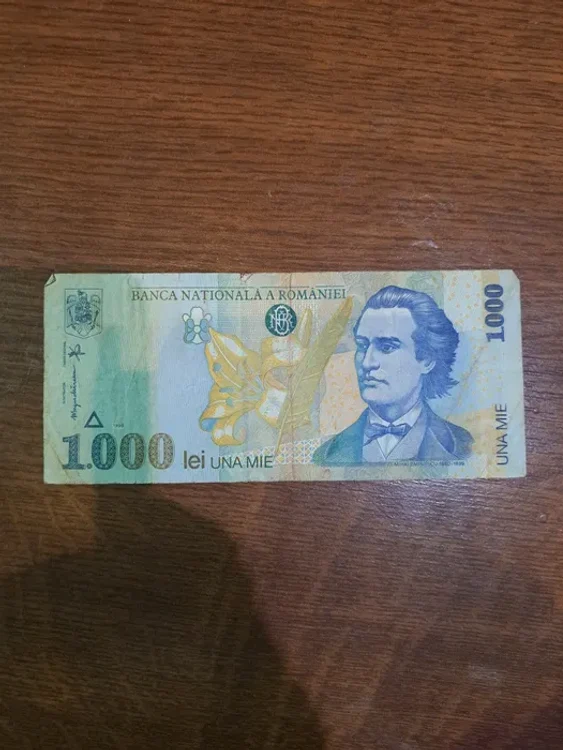 Cât mai valorează bancnota de 1.000 lei Foto: OLX
