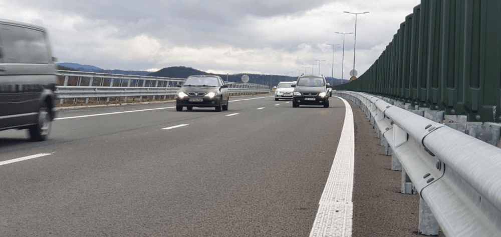 S-a deschis traficul cu două benzi pe sens pe autostrada A10 Sebeș-Turda în zona Dealului Oiejdea