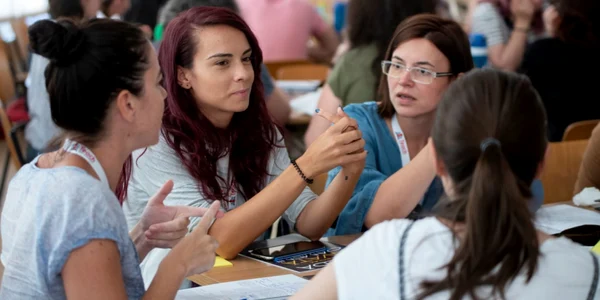 calarasi alina este invatatoare in comuna cornetu foto teach for romania
