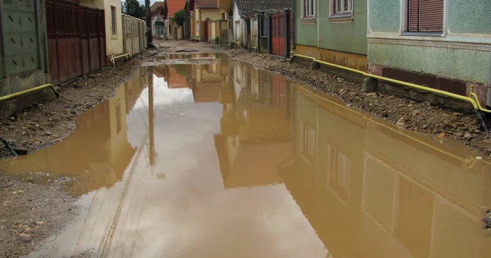 Inundaţii în centrul vechi al oraşului Alba Iulia