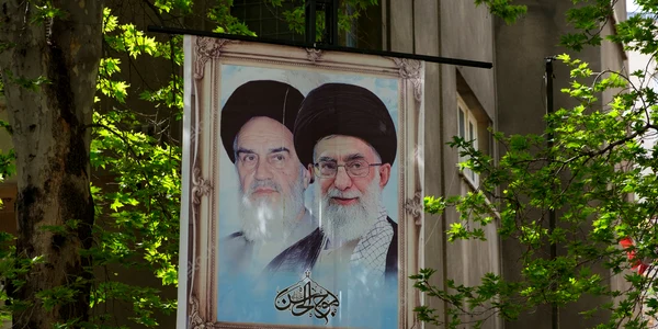 Ruhollah Khomeini   Ali Khamenei FOTO Shutterstock jpg