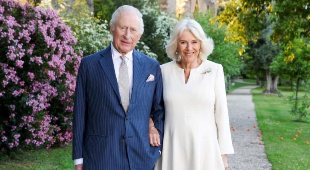Regele Charles şi regina Camilla sărbătoresc Nunta de porţelan. S-au cunoscut la începutul anilor 1970 şi au reluat idila după naşterea prinţilor William şi Harry