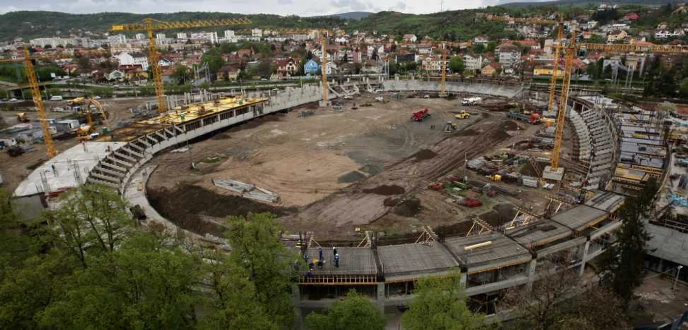Viitorul stadion va avea o capacitate de 30.500 de locuri. FOTO: Caius Raţiu