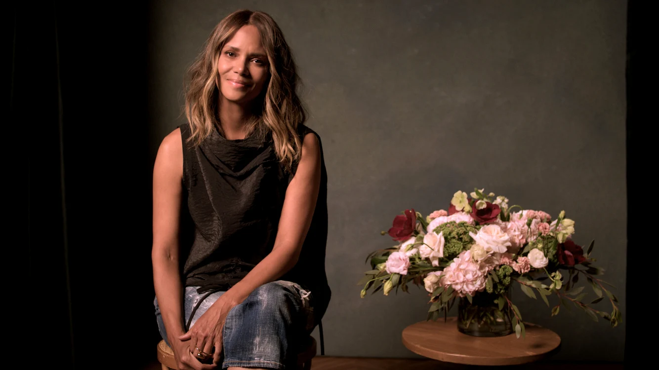 Halle Berry la mare/sursă foto: arhivă