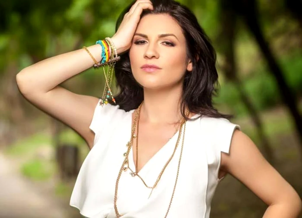
    Mesajul prin care Ellie White anunţa decesul tatălui eiFoto Arhivă Personală  