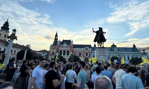protest la oradea foto facebook dana hering png
