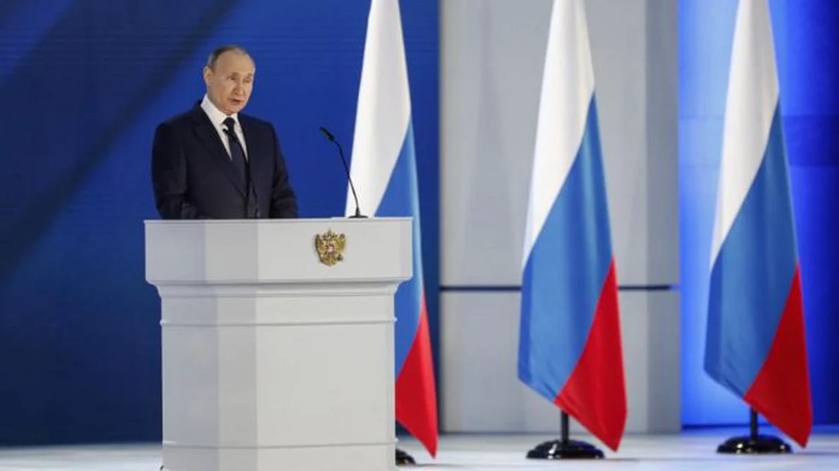 Vladimir Putin semnează o lege care interzice negarea «rolului decisiv» al URSS în al Doilea Război Mondial jpeg