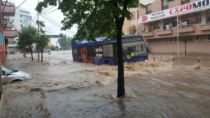 Inundaţii Tulcea FOTO Paula Oltianu