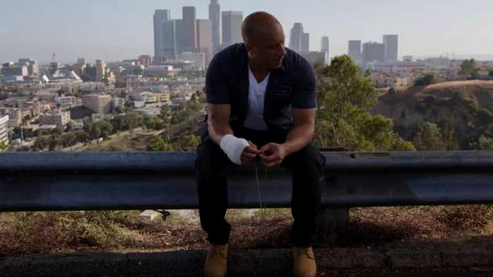 „Furios
şi iute 7“ este continuarea seriei de succes în care Vin Diesel
şi Paul Walker îşi reiau rolurile lui Dominic Toretto şi Brian
O’Conner
FOTO cinemagia.ro