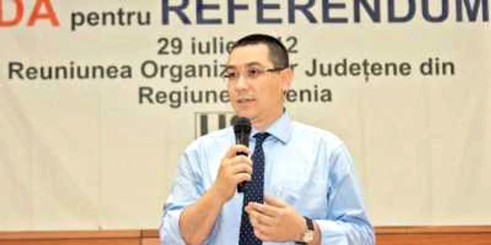 Victor Ponta l-a acuzat pe Traian Băsescu de laşitate