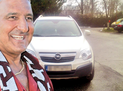 Rică Răducanu se plimbă prin Bucureşti cu un Opel Antara de 25.000 de euro